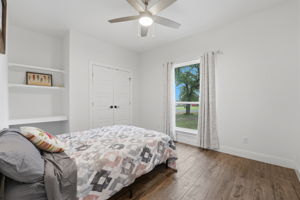  Photo 41