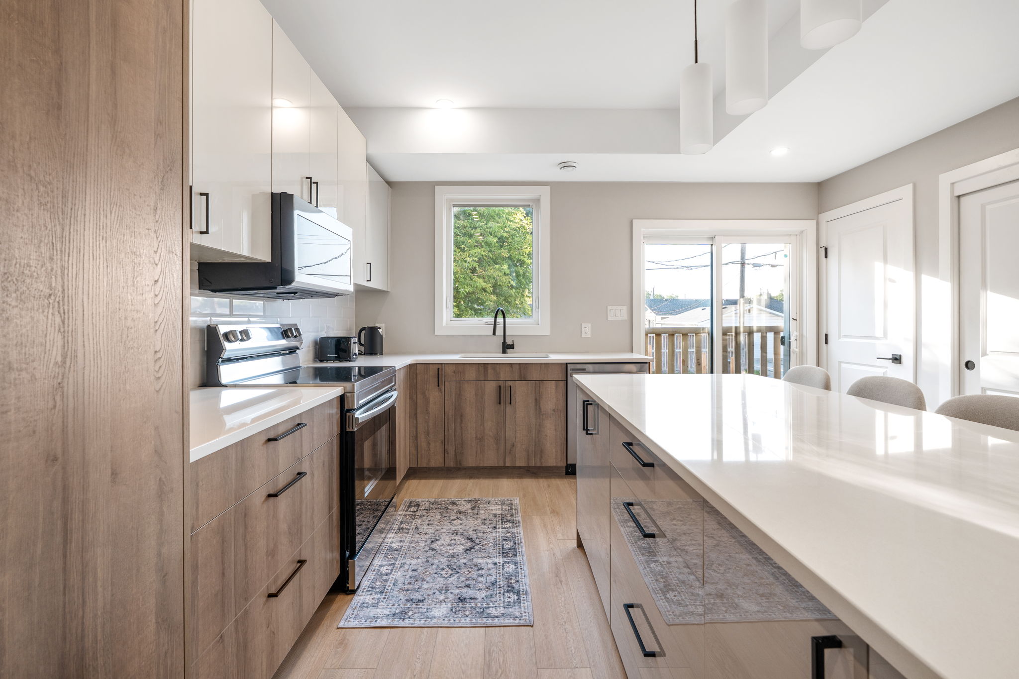 238 Collegiate St - Interior-10