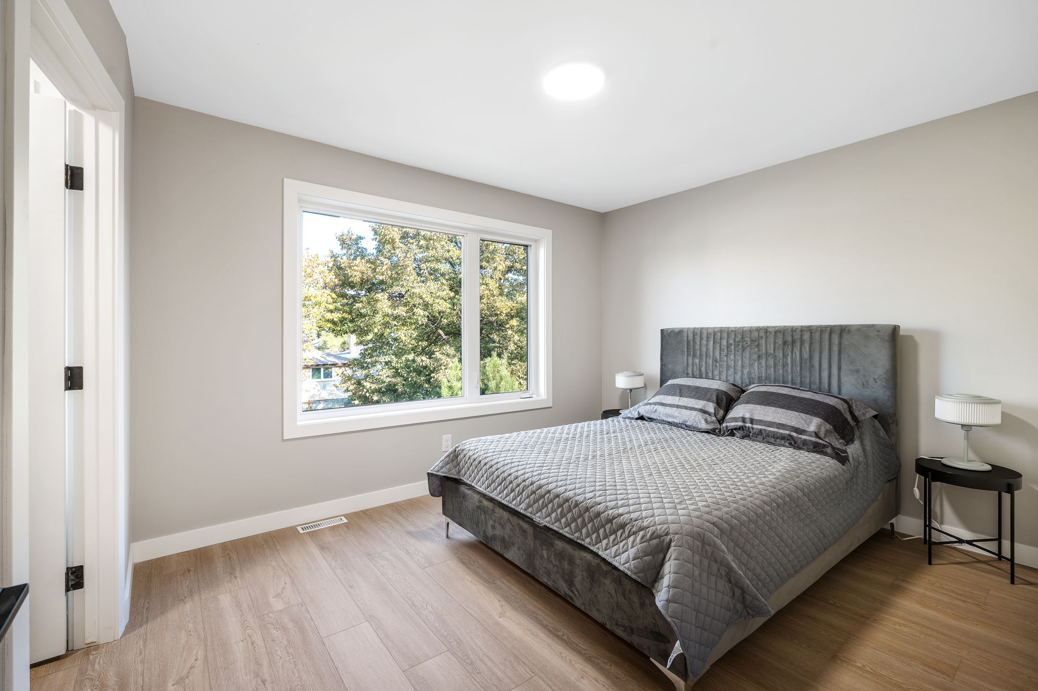 238 Collegiate St - Interior-20