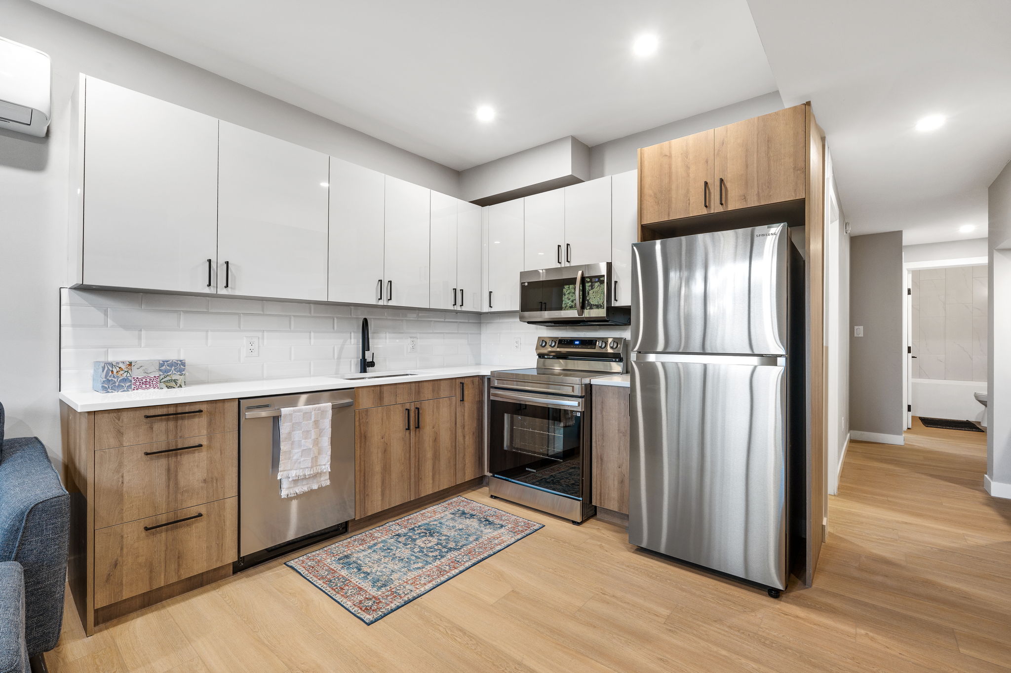 238 Collegiate St - Interior-25