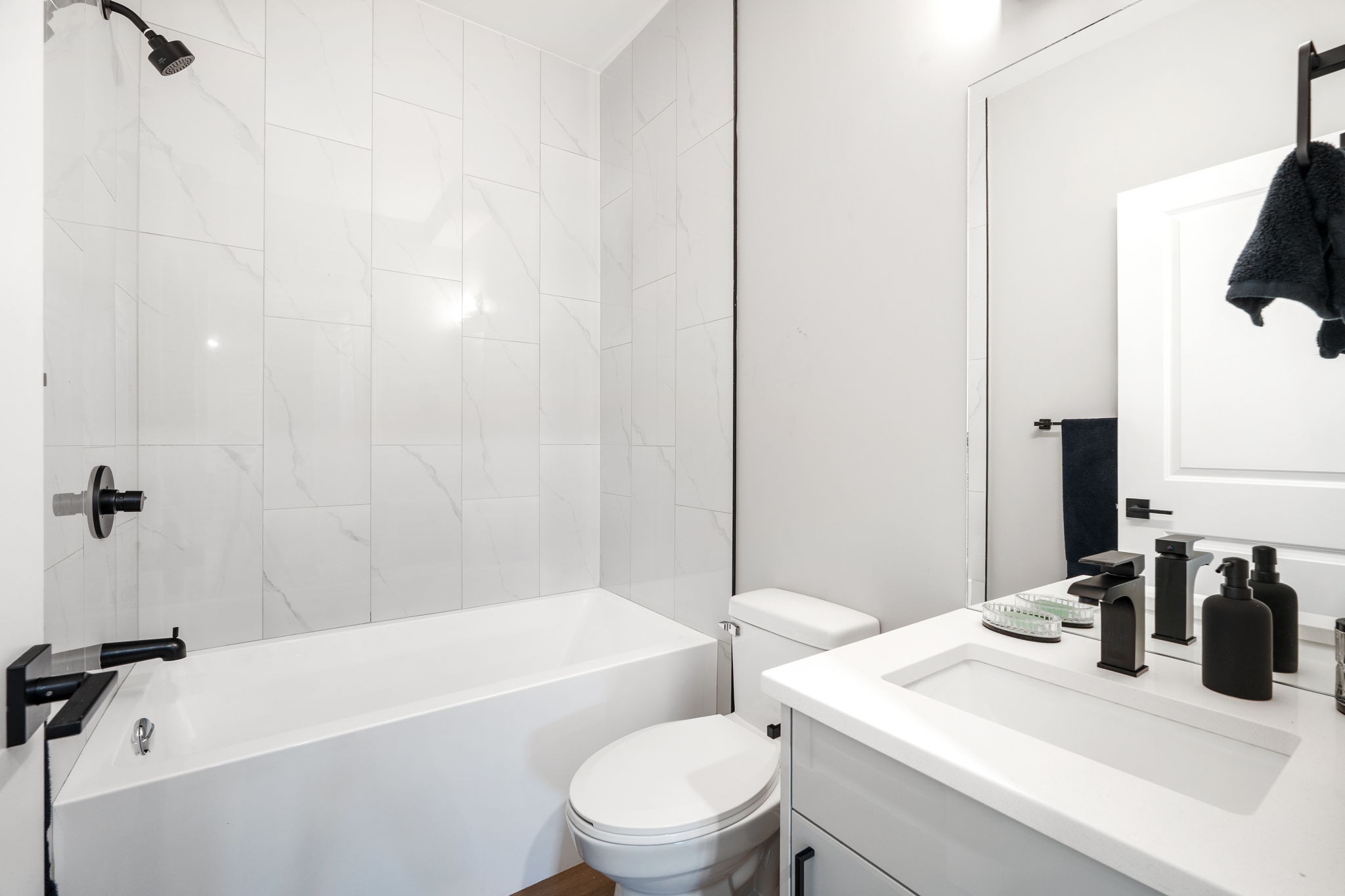 238 Collegiate St - Interior-31