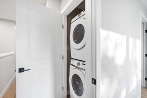 238 Collegiate St - Interior-18