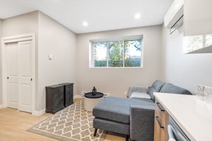 238 Collegiate St - Interior-22
