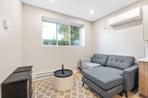 238 Collegiate St - Interior-23