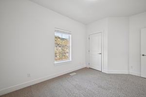 N River Rd-S0409-021.jpg