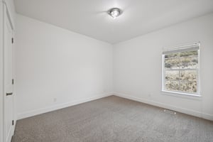N River Rd-S0409-022.jpg