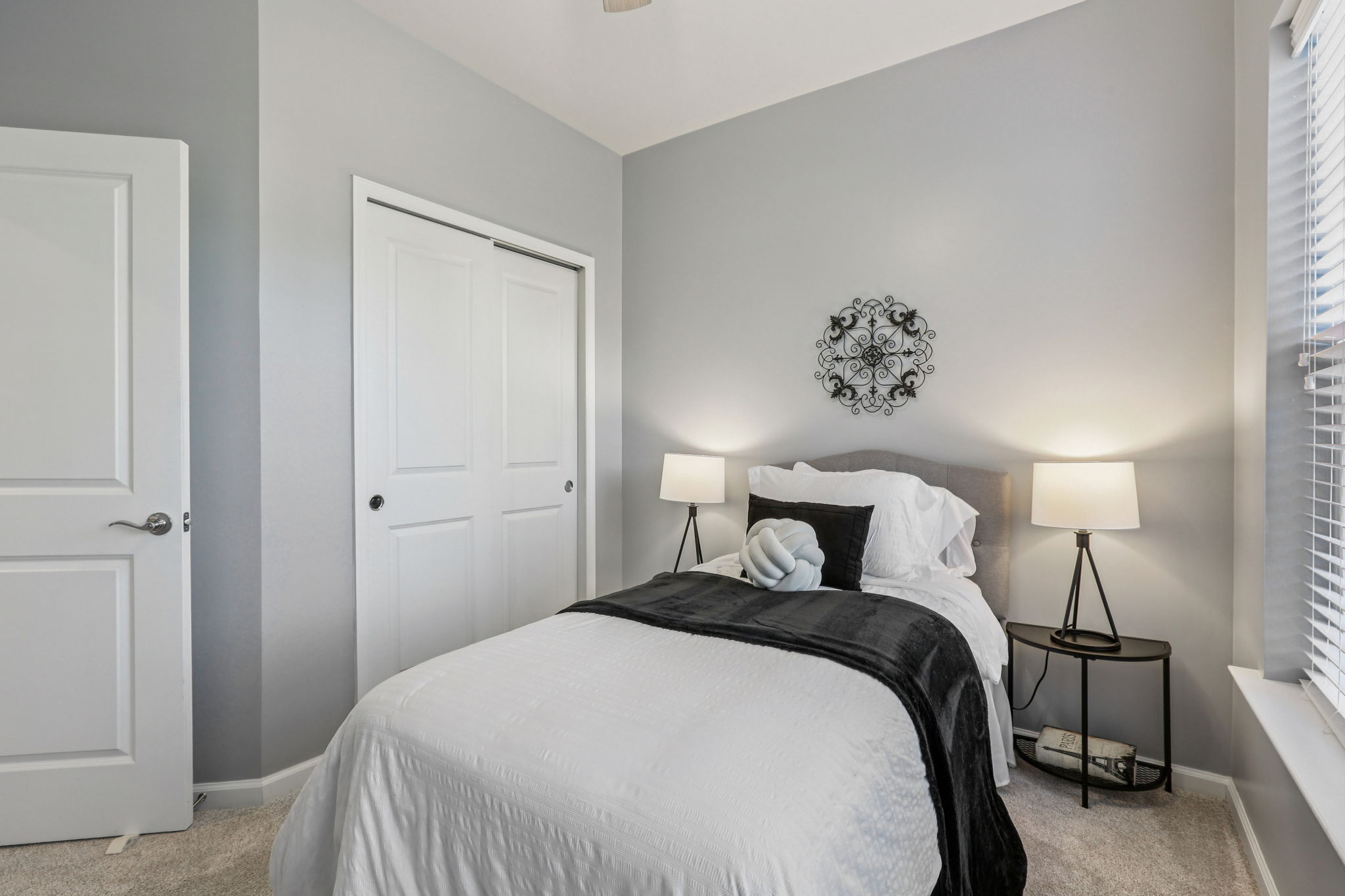 Narrowleaf Way-S1610-017