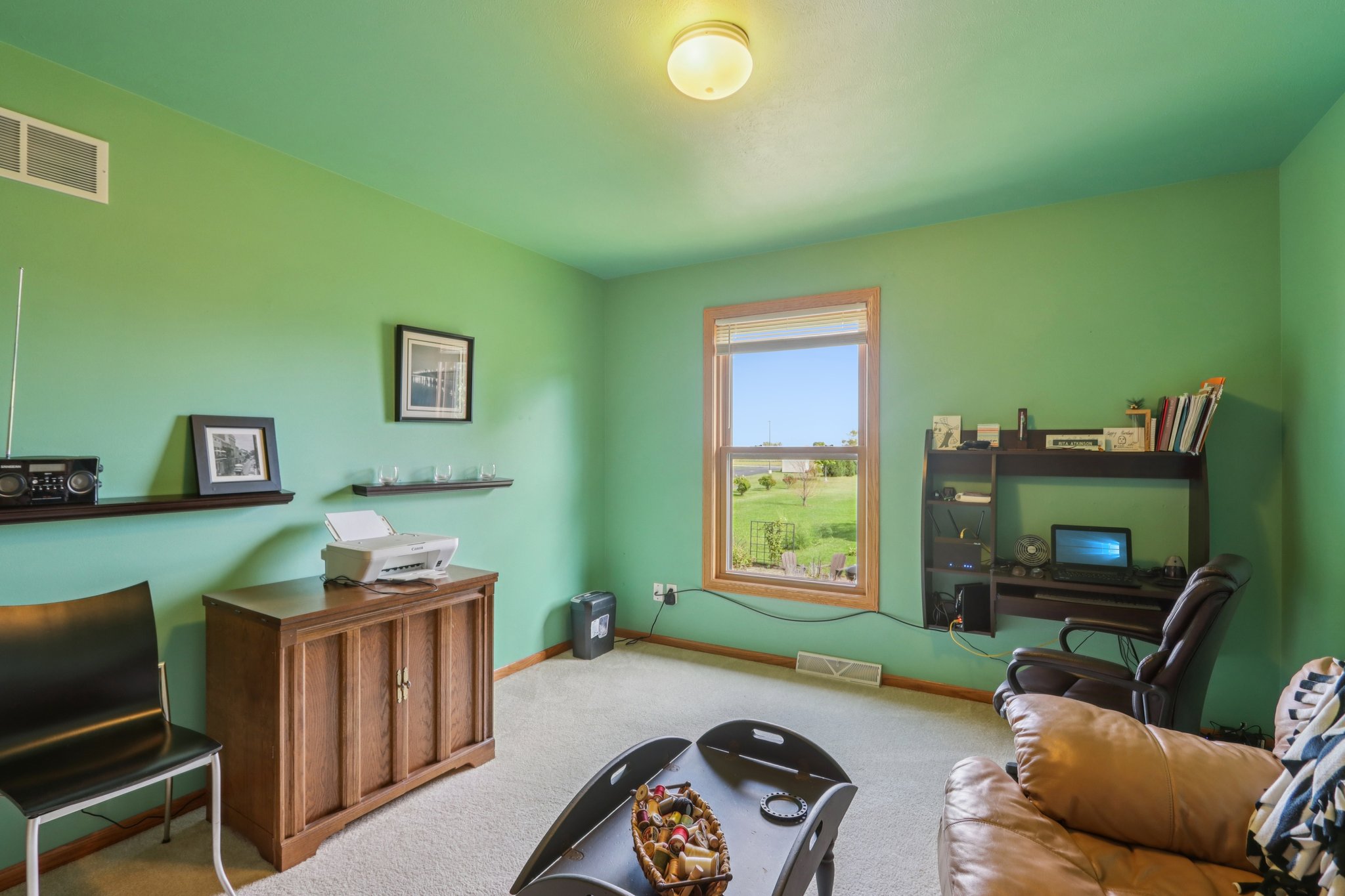 Ridgeview Dr-S2309-024.jpg