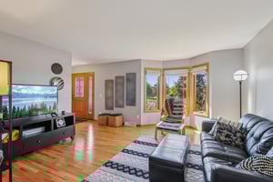 Ridgeview Dr-S2309-041.jpg