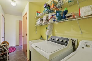 Ridgeview Dr-S2309-049.jpg