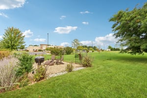 Ridgeview Dr-S2309-057.jpg