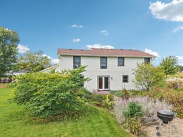 Ridgeview Dr-S2309-076.jpg