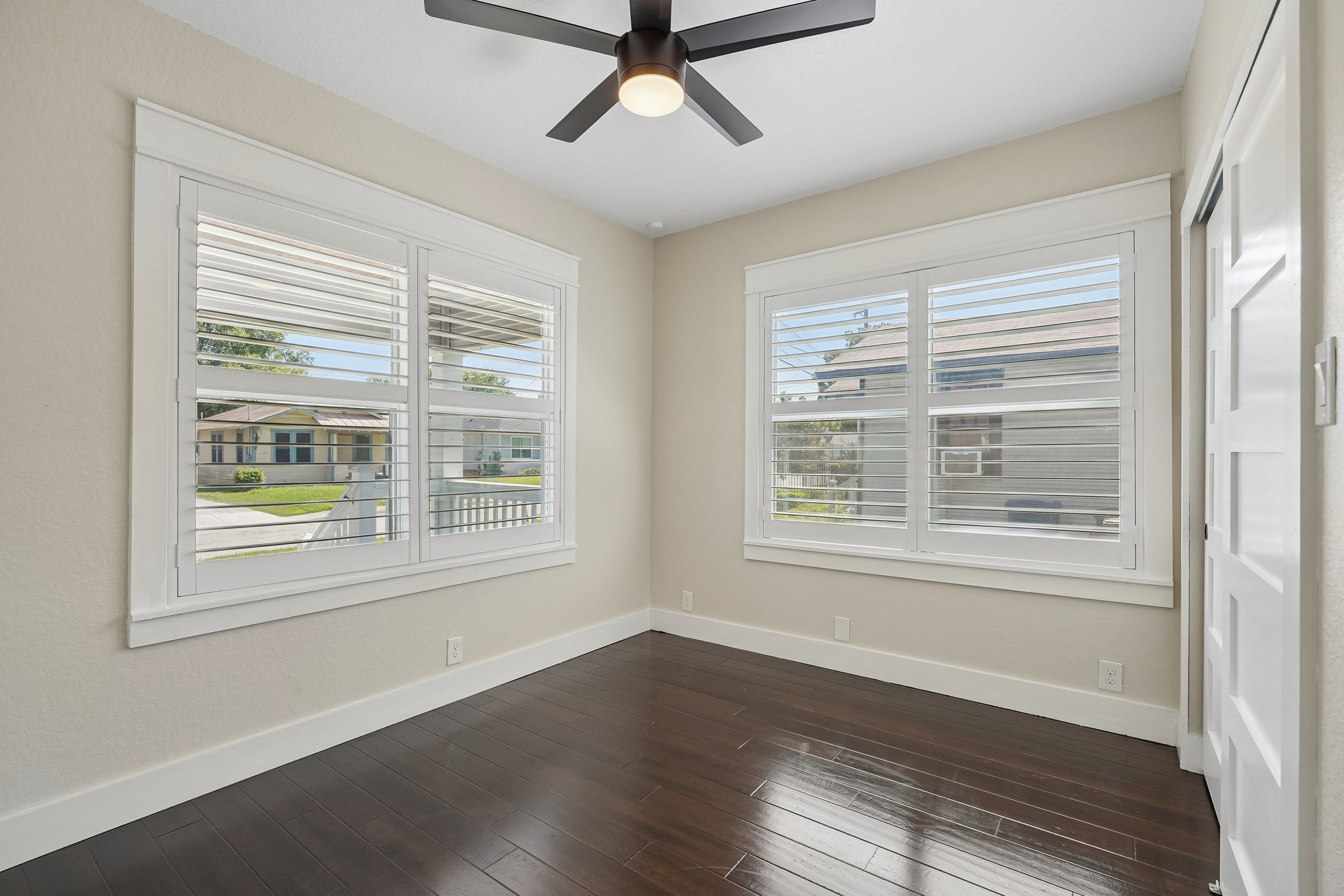 Saint Francis Ave-S2107-026.jpg
