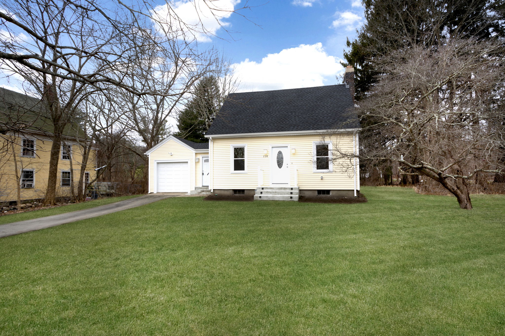 238 Washington St, Abington, MA 02351 Tom Sheehan Photography