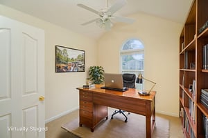 DSC_3318_enf virtually staged.jpeg