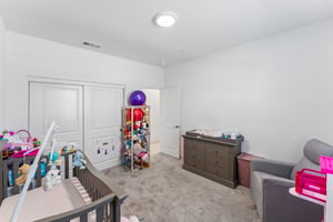 Crater Ave-S2609-032.jpg