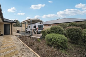 Crater Ave-S2609-039.jpg