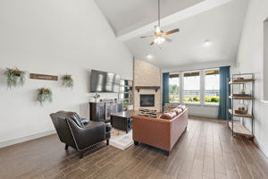 Strata Visuals-23807 Northwood Terrace-6