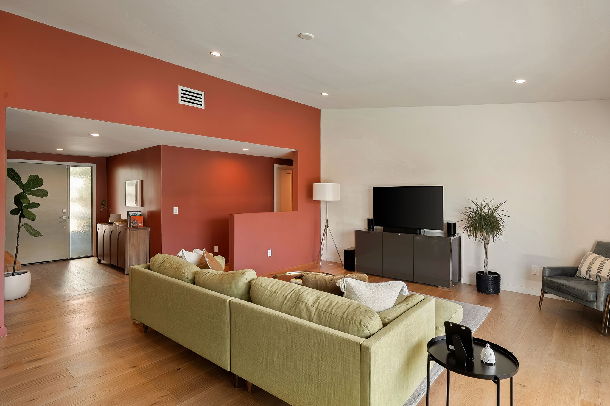 23811 Berdon Street-12