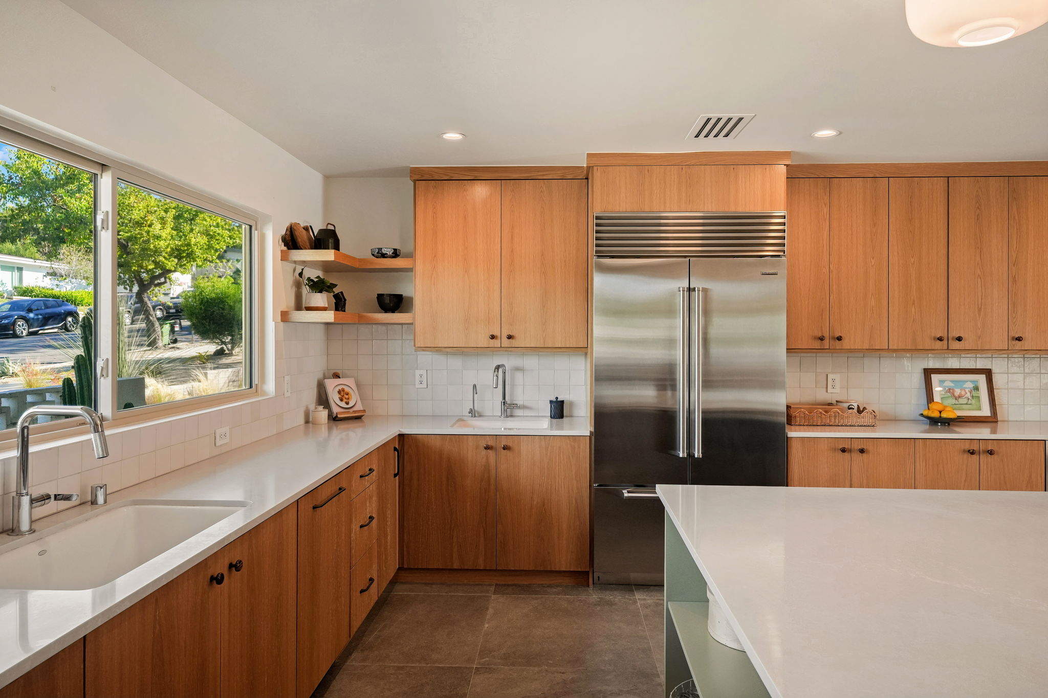 23811 Berdon Street-26