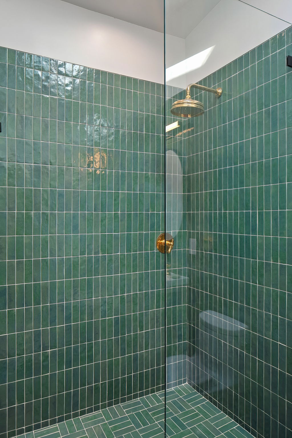 23811 Berdon Street-32