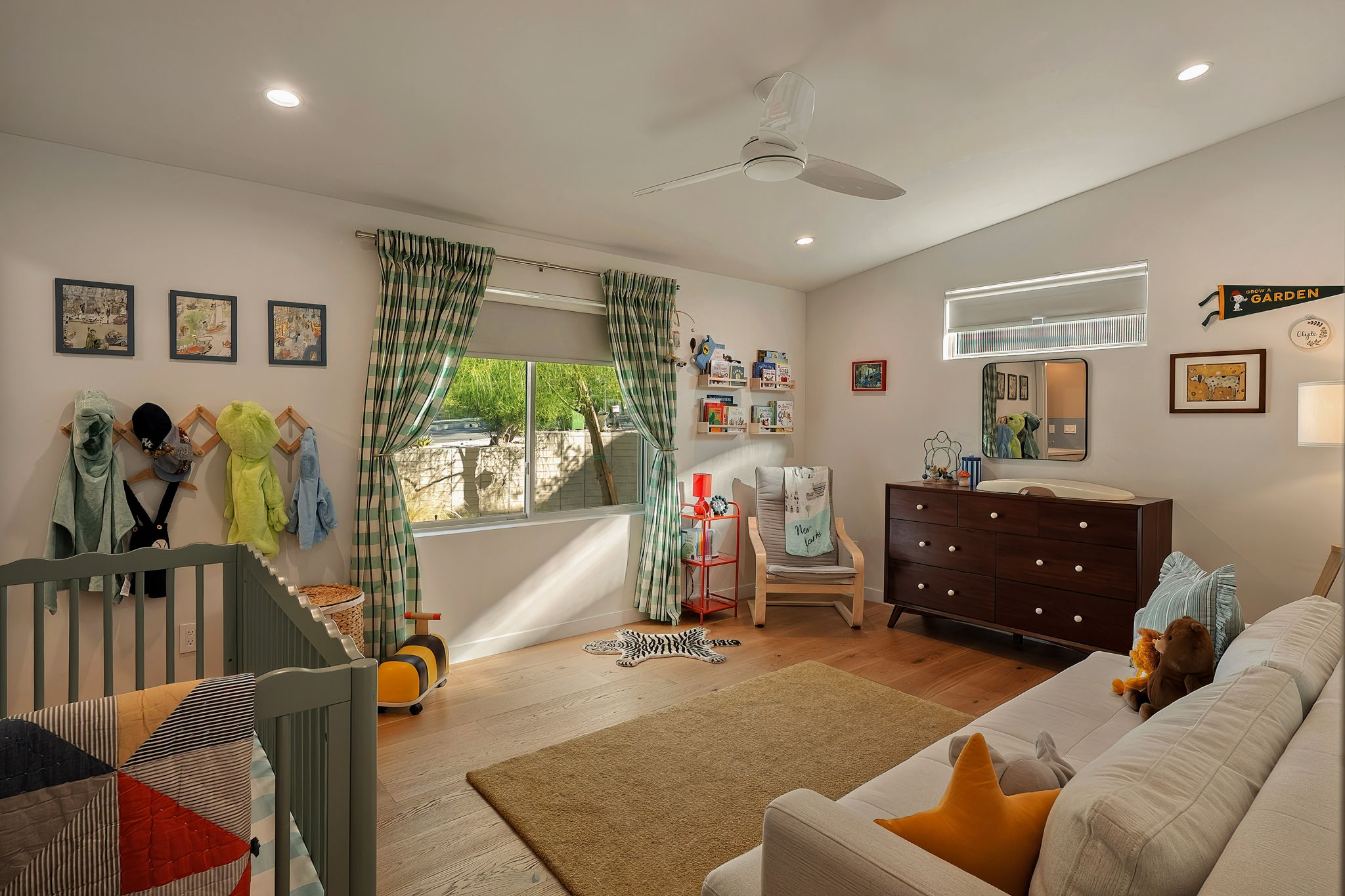 23811 Berdon Street-34