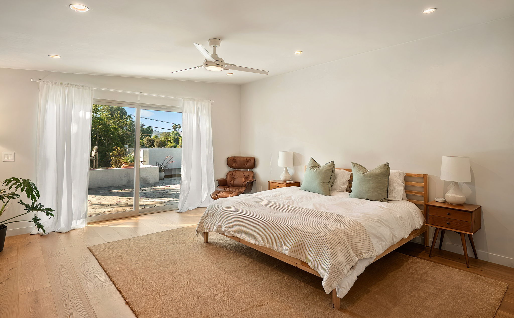 23811 Berdon Street-43