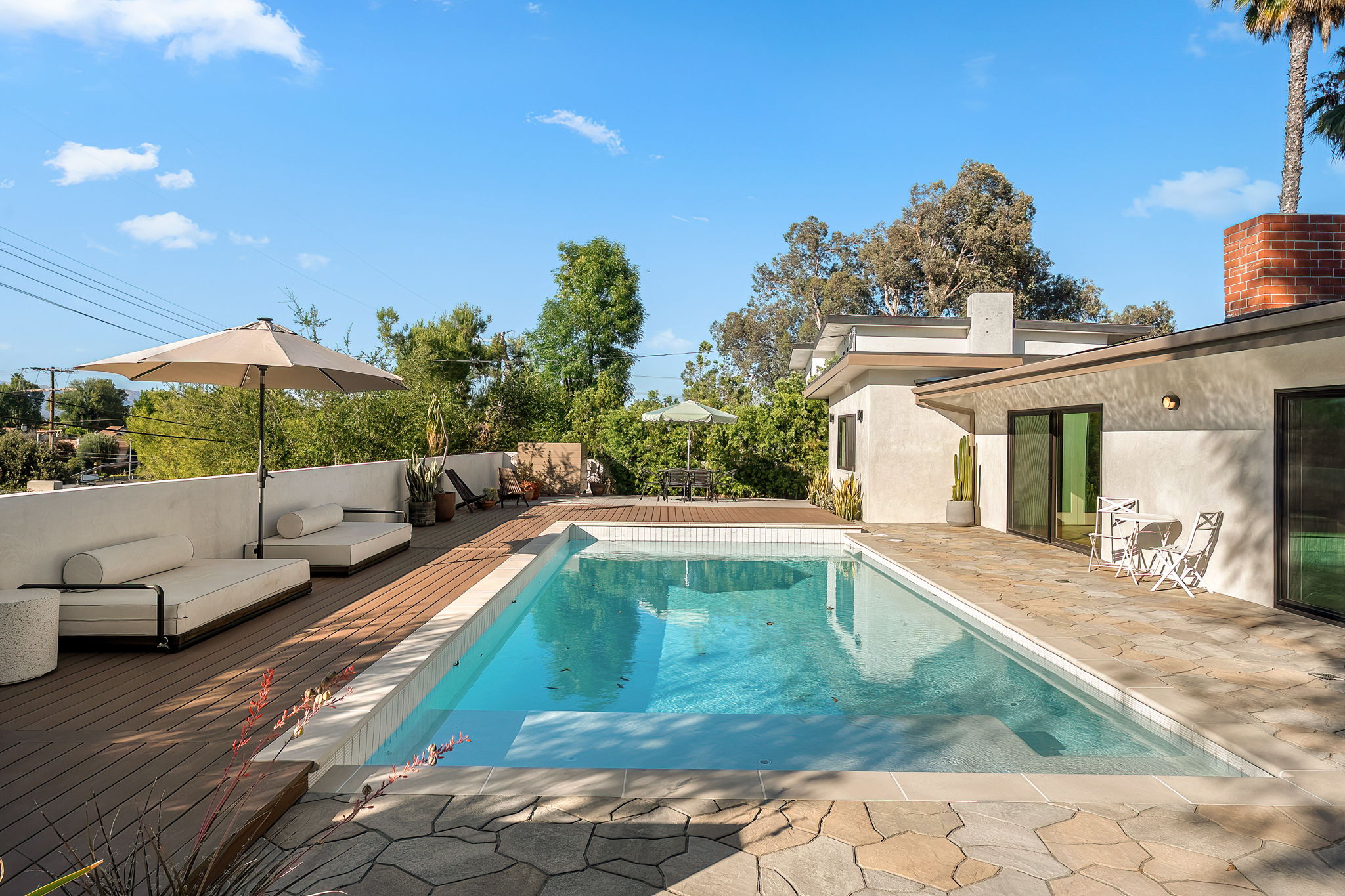 23811 Berdon Street-58