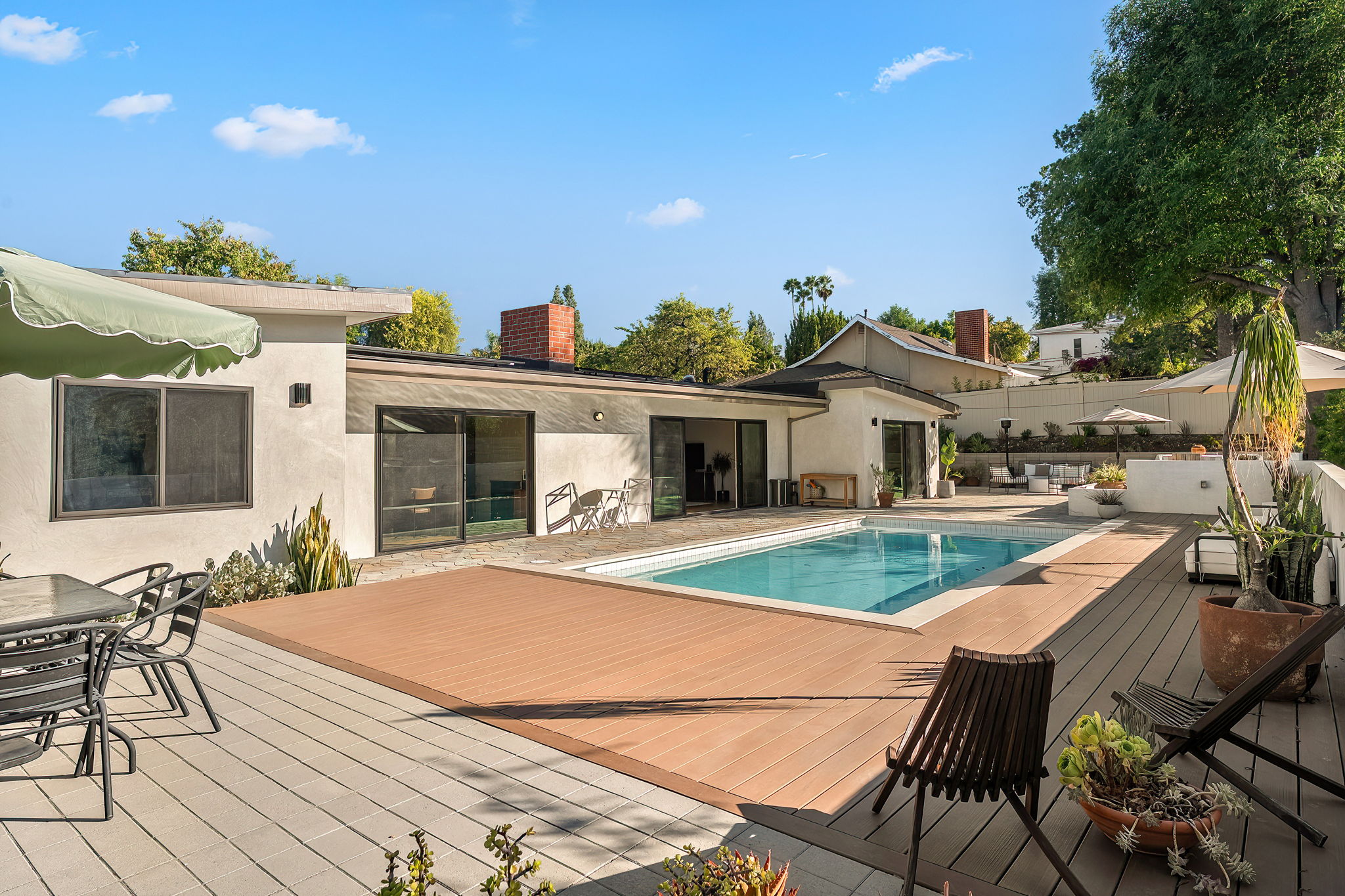 23811 Berdon Street-61