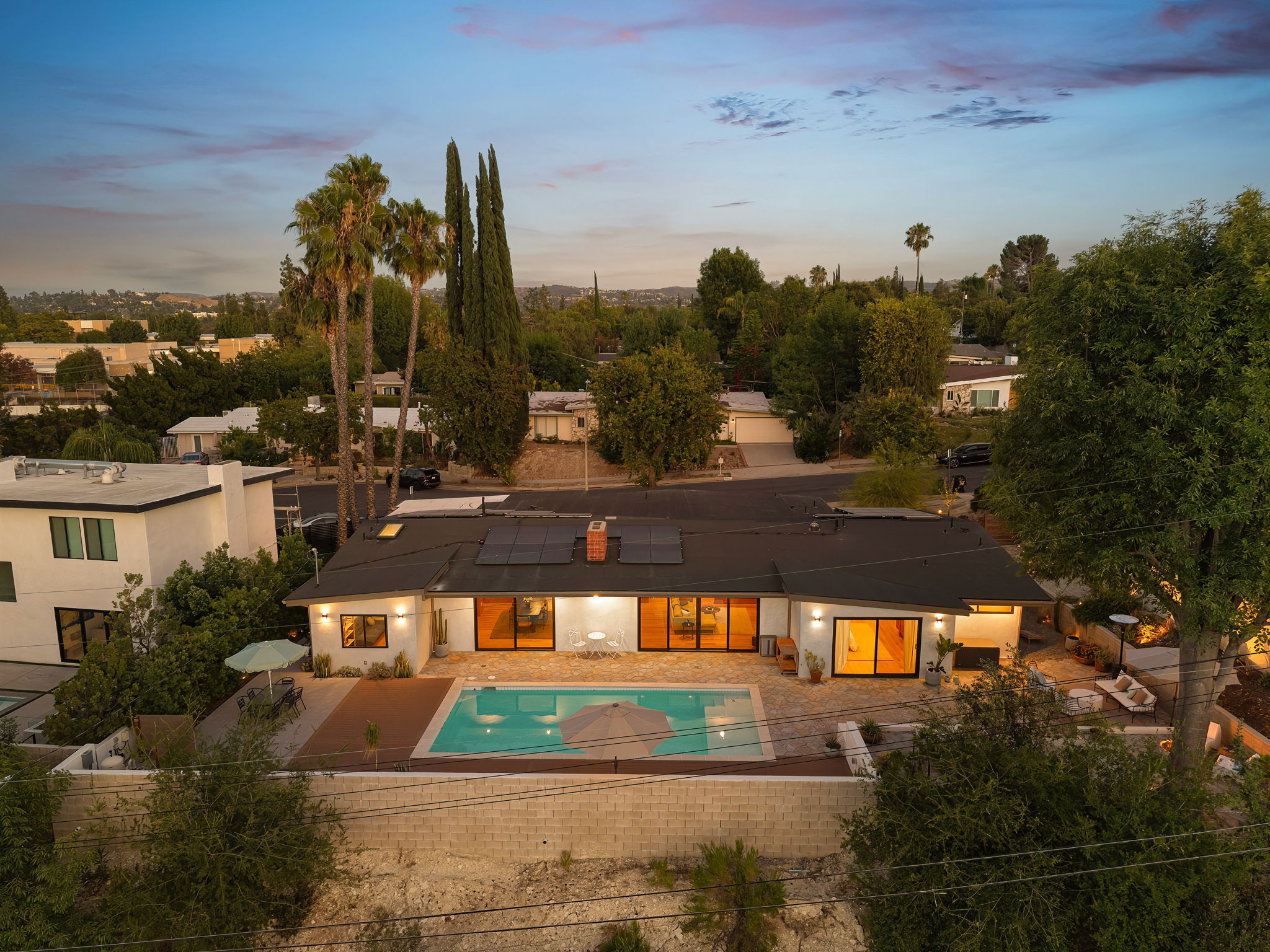 23811 Berdon Street-84