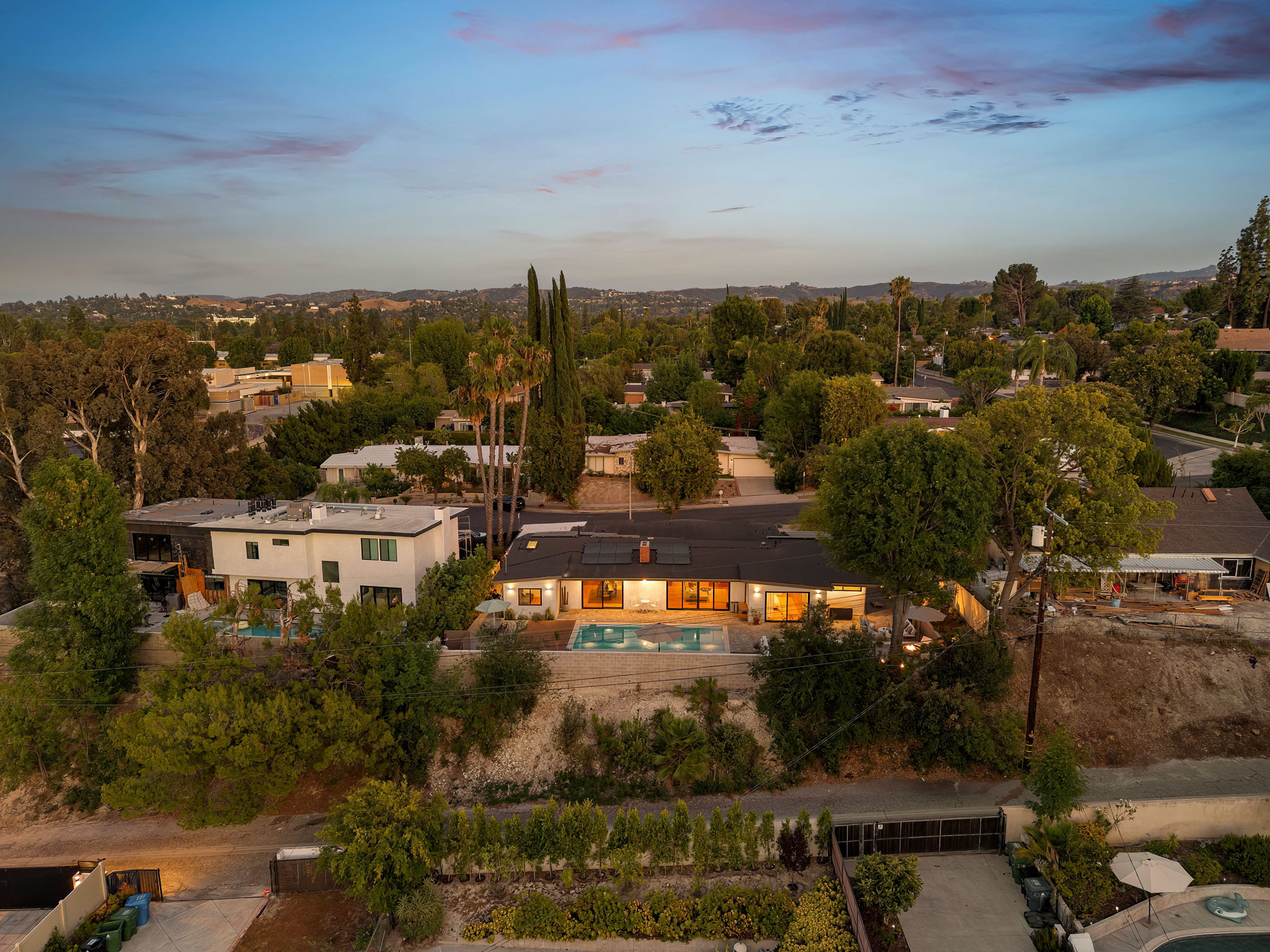 23811 Berdon Street-86
