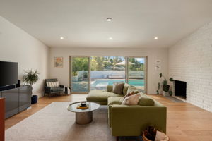 23811 Berdon Street-16