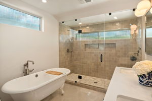 23811 Berdon Street-49