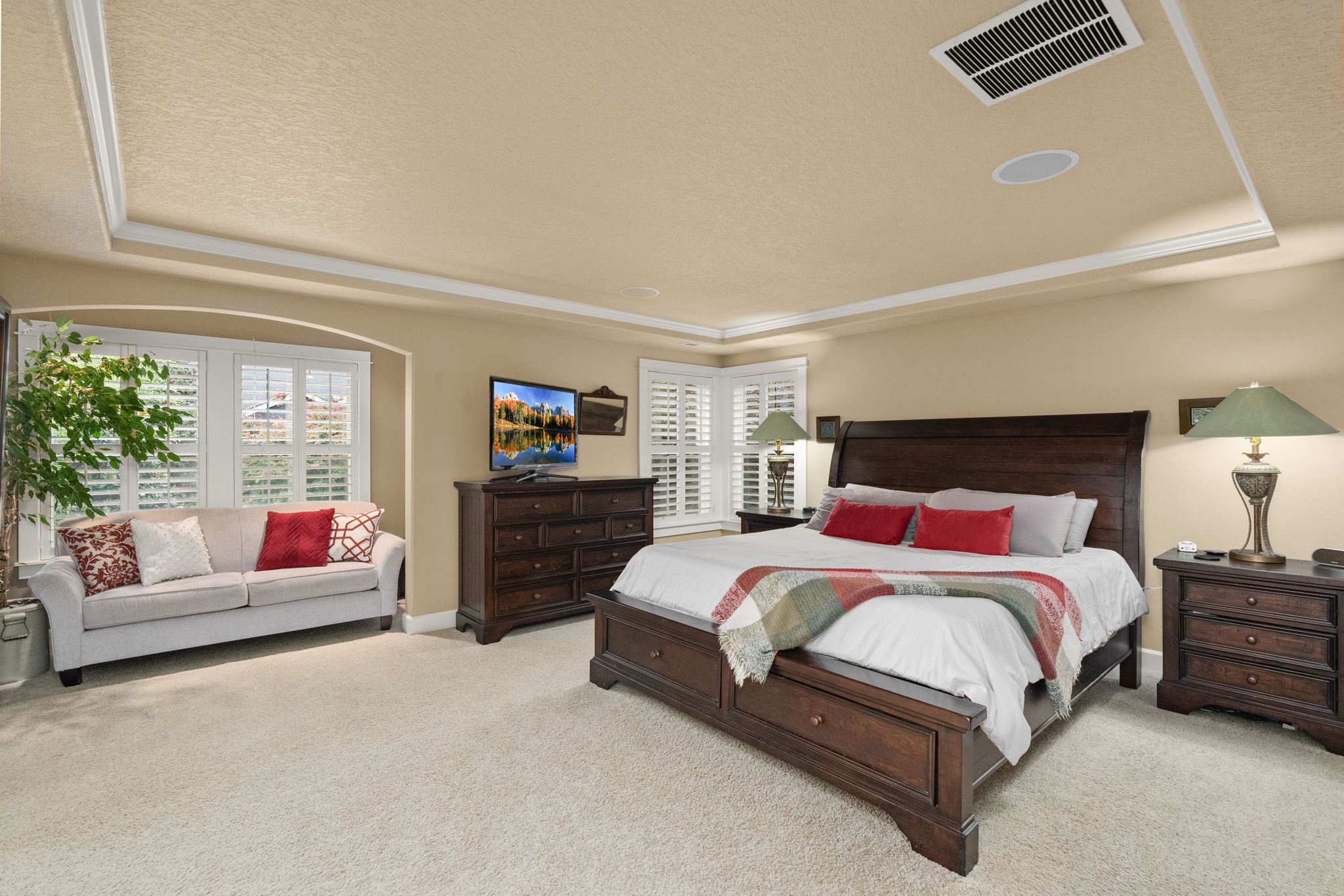 Primary Suite - Upper level