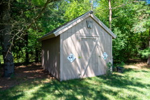  Photo 49