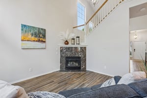 NE 13th Way-S3004-029.jpg
