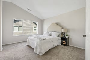 NE 13th Way-S3004-034.jpg