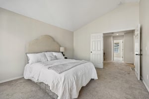 NE 13th Way-S3004-035.jpg