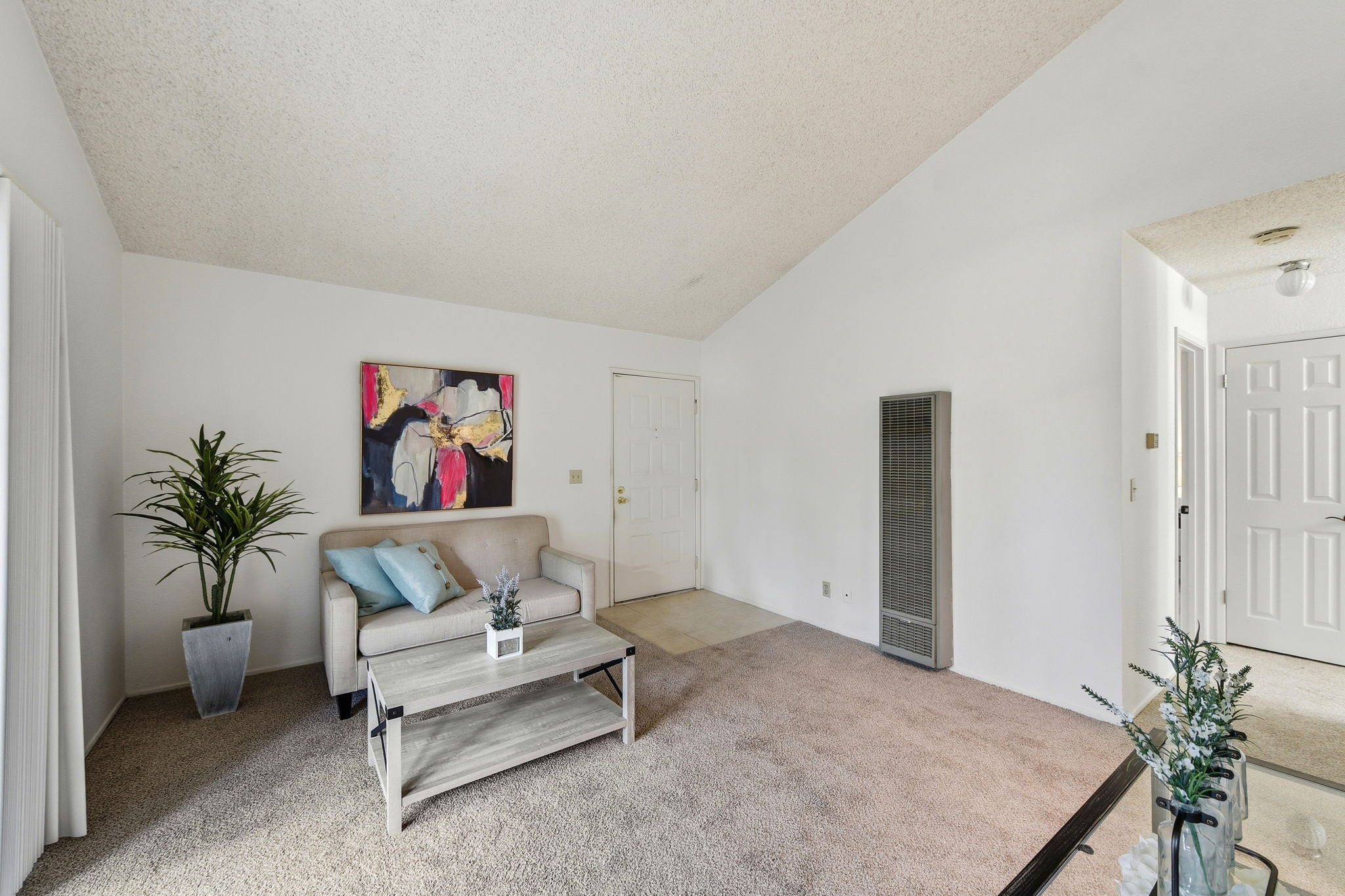008_F8_2386 Balme Dr