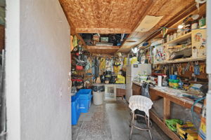  Photo 36