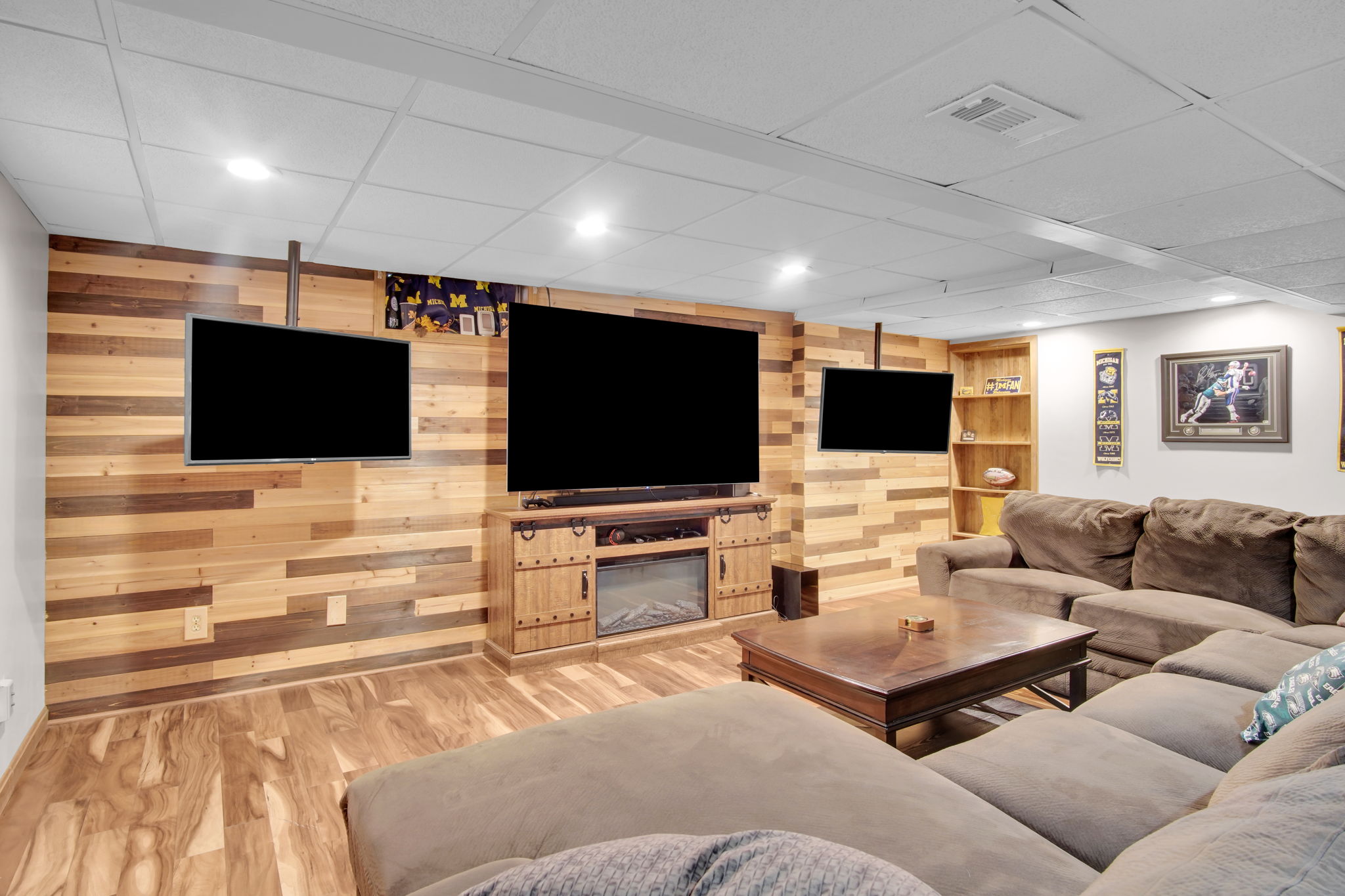  Photo 31