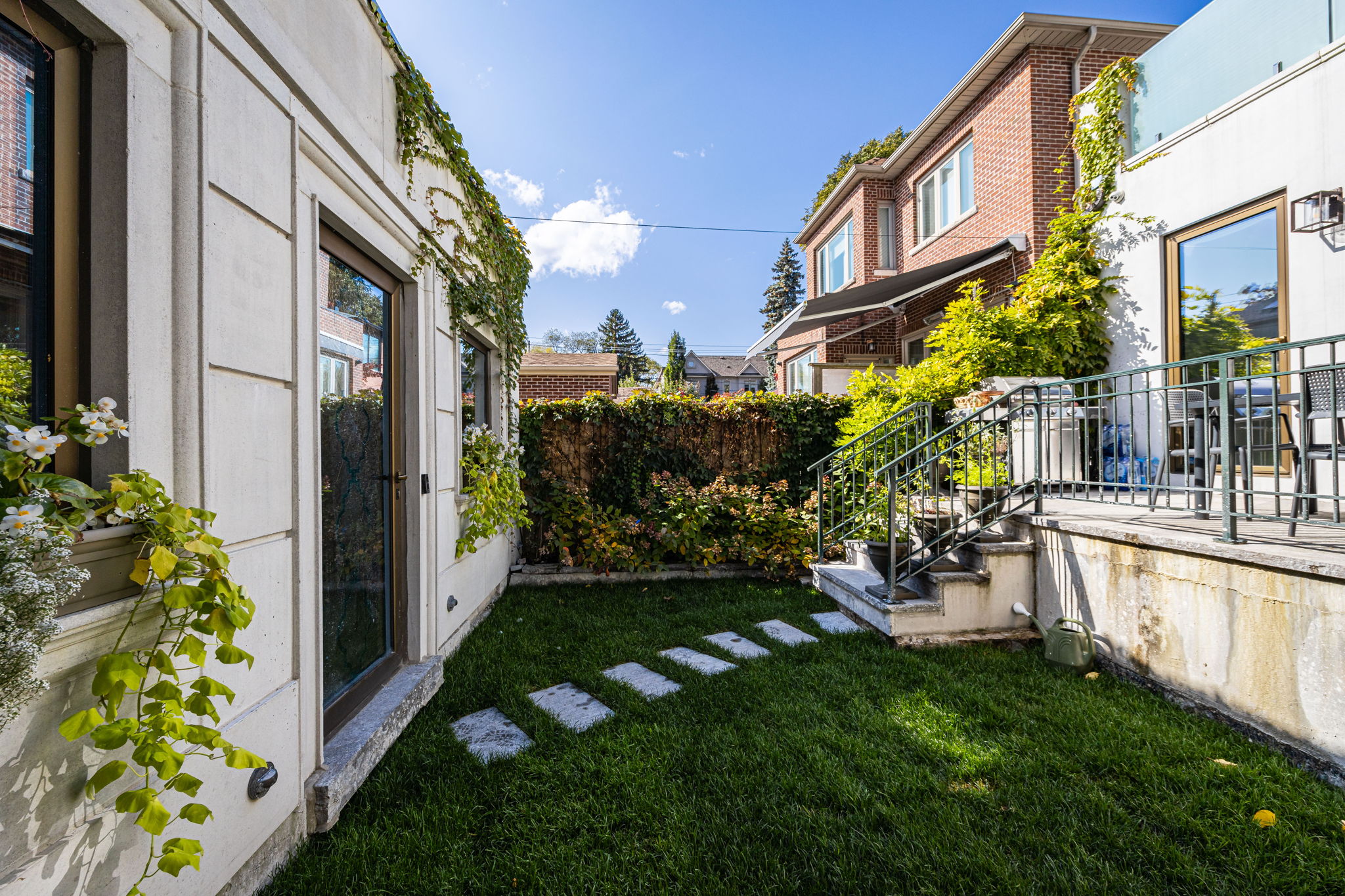 Toronto property showcase — delivered property photograph 69
