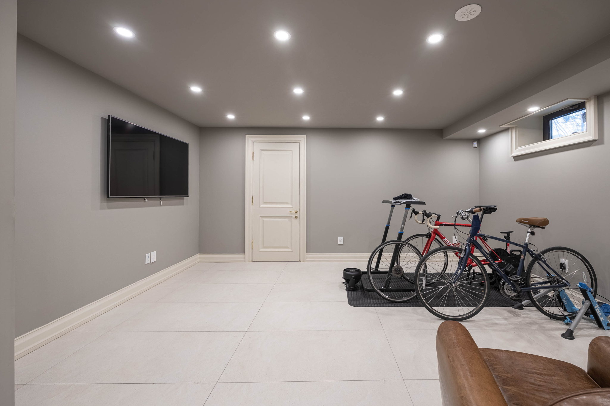 Toronto property showcase — delivered property photograph 44