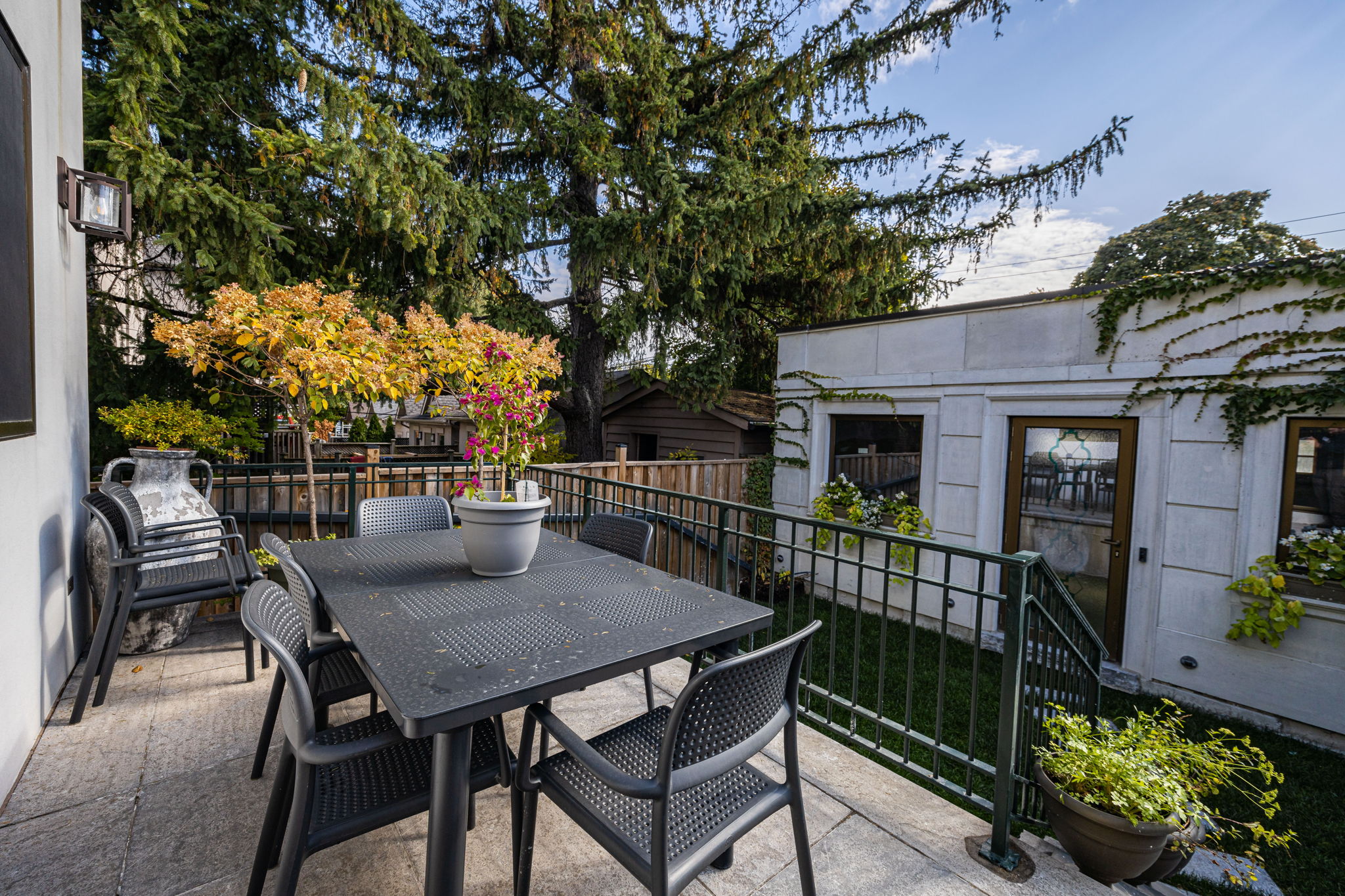 Toronto property showcase — delivered property photograph 60