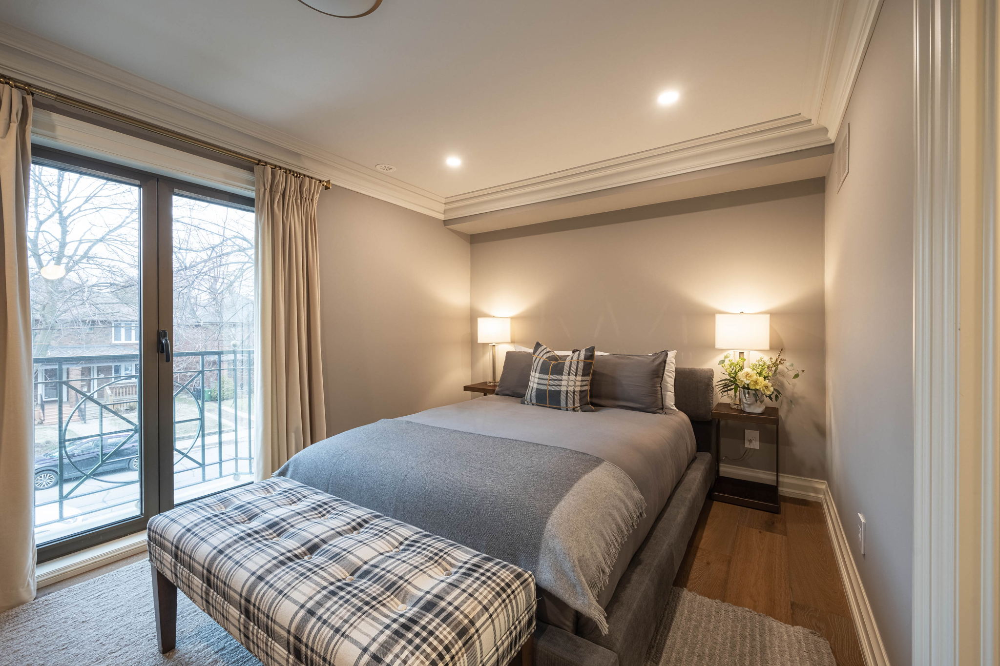 Toronto property showcase — delivered property photograph 29