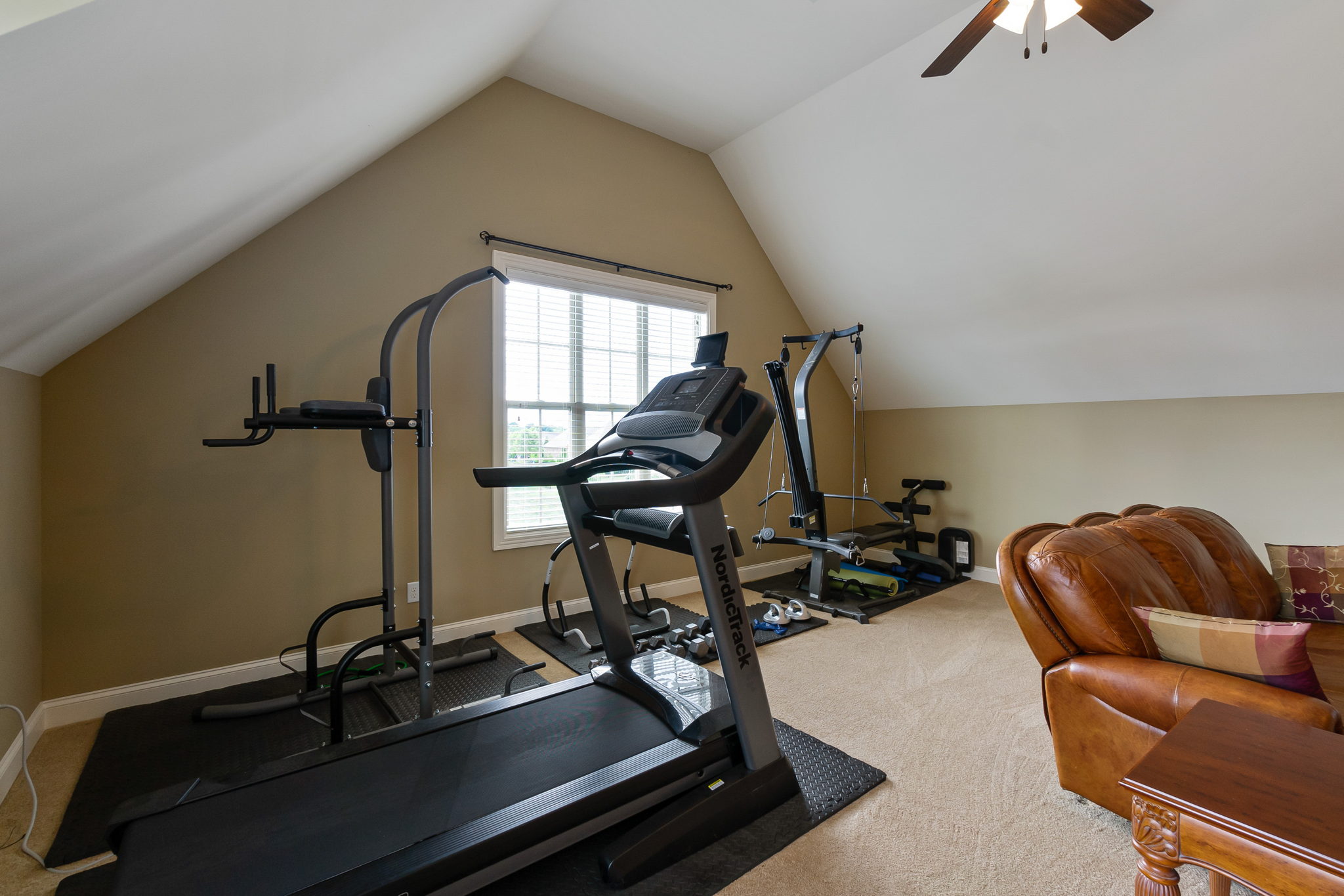 239 Scarsdale Dr N, Hendersonville, TN 37075, USA Photo 35
