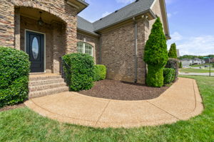 239 Scarsdale Dr N, Hendersonville, TN 37075, USA Photo 4