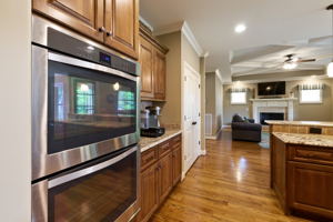 239 Scarsdale Dr N, Hendersonville, TN 37075, USA Photo 21