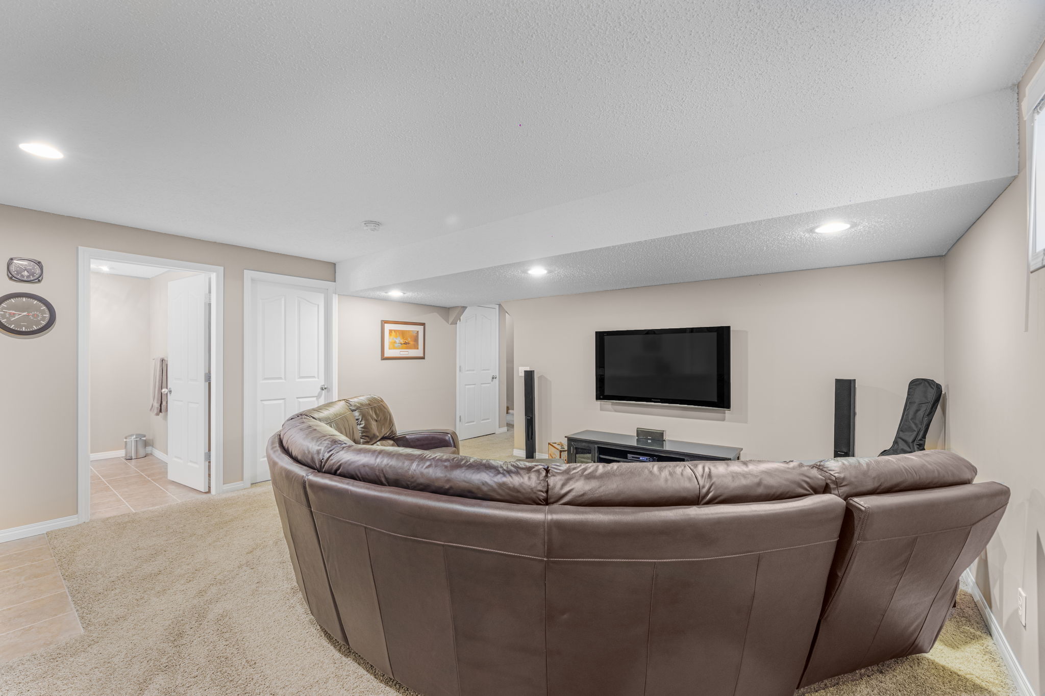 239 Somerglen Rd SW, Calgary, AB T2Y 3V5, Canada Photo 36