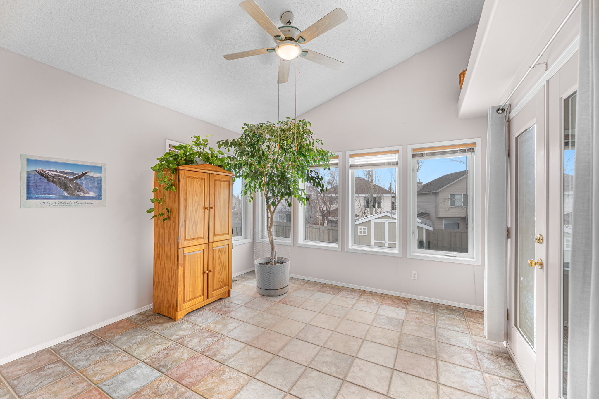 239 Somerglen Rd SW, Calgary, AB T2Y 3V5, Canada Photo 19